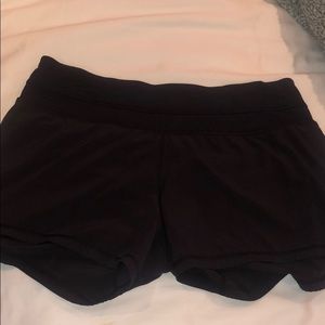 Black lululemon shorts!